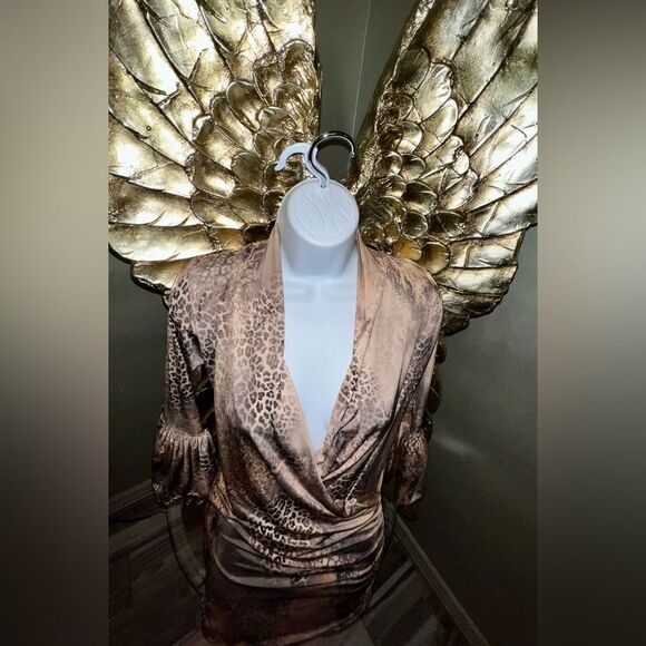 Gorgeous Savee Couture Animal Leopard Wrap V drape neckline, Bell Sleeves, XS - Picture 6 of 12